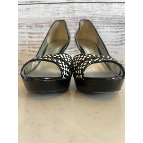 Marc Fisher Black and White Peep Toe Platform Heels Size 7 1/2 - Picture 3 of 12